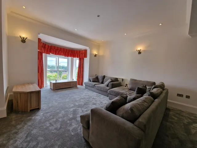 Lichfield Roa, Sutton Coldfield, B74, photo 2