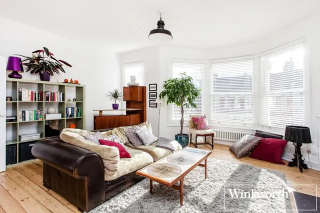 Pemberton Road, London, N4, photo 1