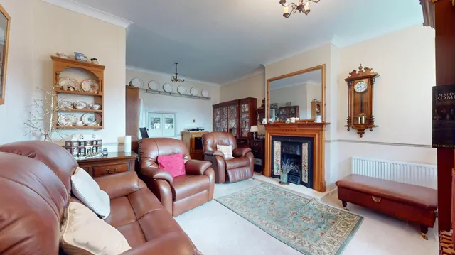 Rhos Llan, Rhiwbina, CF14, photo 2