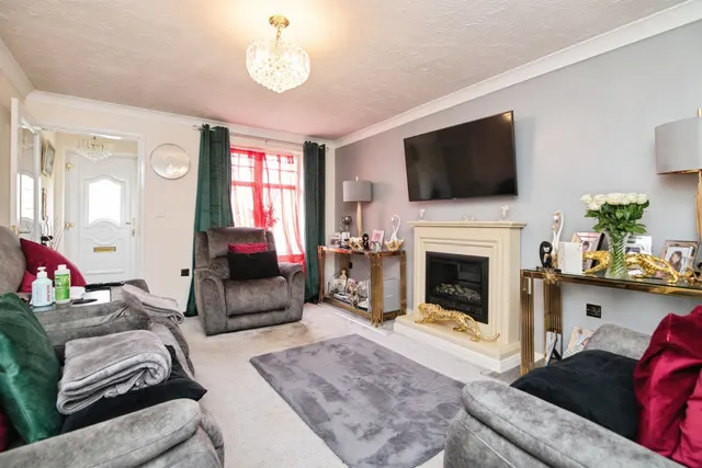 Photo 2 — Edwin Phillips Drive, West Bromwich