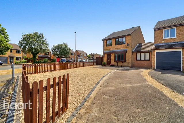 Atwater Grove, Lincoln, LN2, photo 2