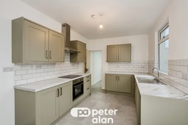 Railway Terrace, Neath, SA11, photo 2