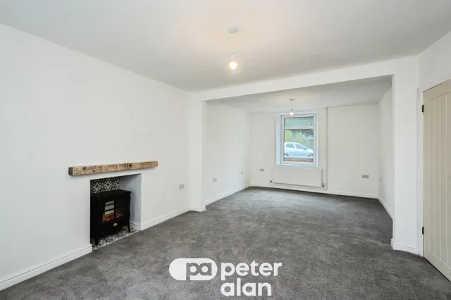 Railway Terrace, Neath, SA11, photo 3