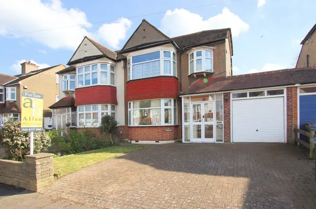 Photo 2 — Greencourt Avenue, Croydon, Croydon, CR0 7LD