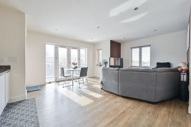 Flat 55, Maven Court, 1 Sudbury Hill, Harrow, photo 1