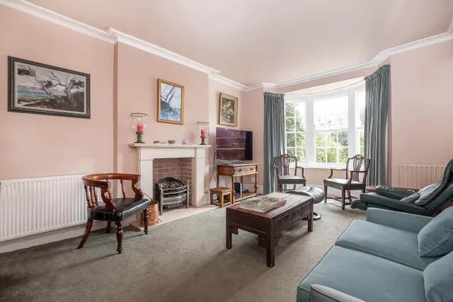 Park Road, Teddington, TW11, photo 2