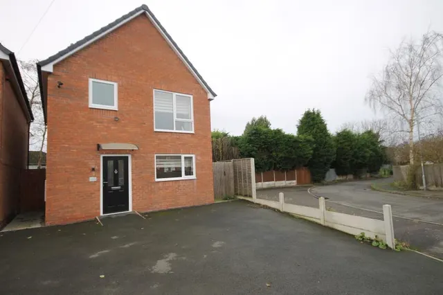 Sycamore House, photo 1