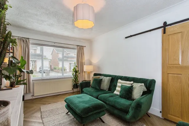 Bristol Avenue, Farington, PR25, photo 2
