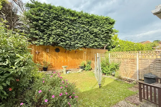 Orchard Court, Verwood, BH31, photo 2