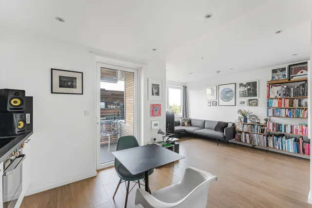 Wharf Road, London, N1, photo 3