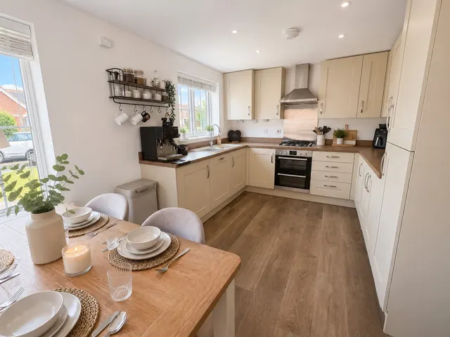Kirk Road, Branston, LN4, photo 2