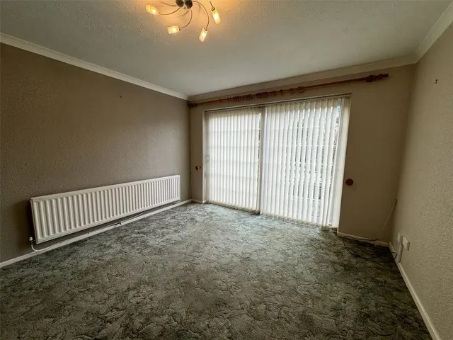 The Larches, Exhall, CV7, photo 3