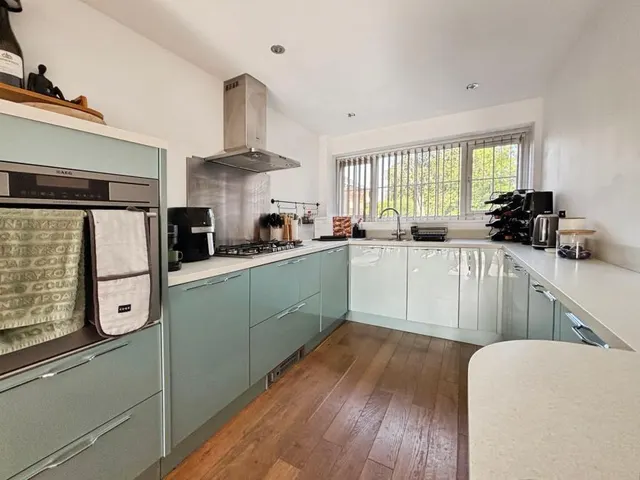Henley Road, Caversham, RG4, photo 3