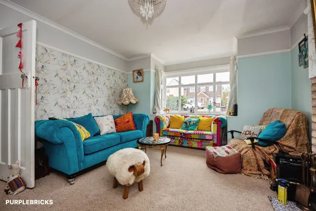Bryanstone Avenue, Guildford, GU2, photo 3