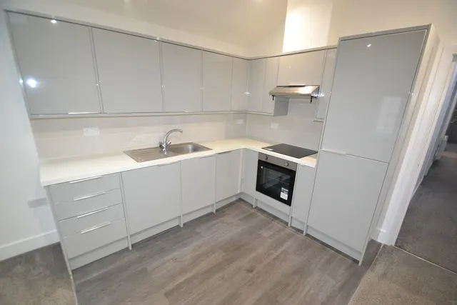 Albert Road, Camberley, GU15, photo 3