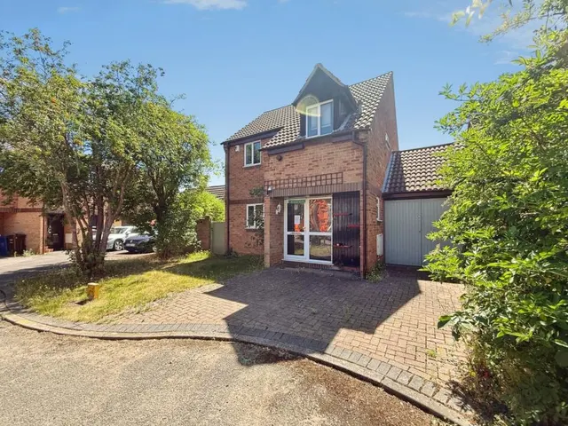 Overstrand Close, Bicester, OX26, photo 1