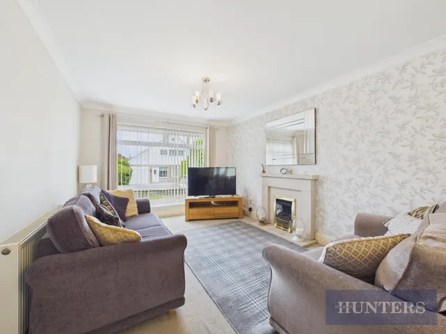 Sea View Drive, Scarborough, YO11, photo 2
