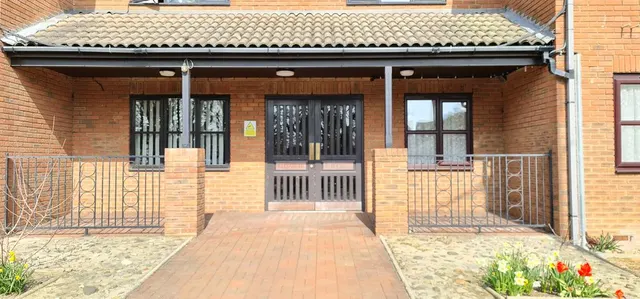 318 - 320 Rayleigh Road, Eastwood, Essex, SS9 5PZ, photo 1