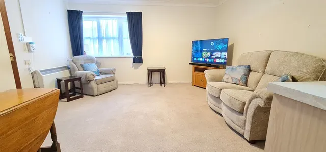 Photo 2 — 318 - 320 Rayleigh Road, Eastwood, Essex, SS9 5PZ