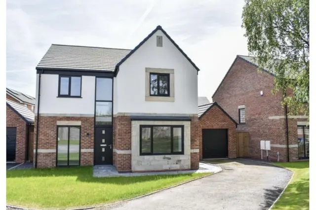 Inglemere Court, Barton, PR3, photo 1
