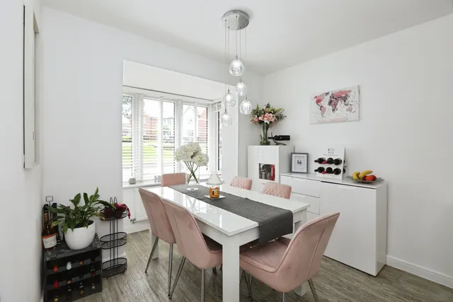 Photo 3 — Goodwood Road, Edenbridge