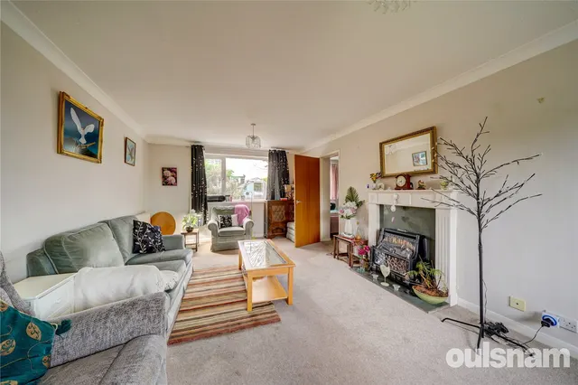Photo 2 — Portland Road, Droitwich, Worcestershire, WR9 7QW
