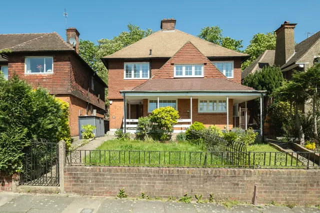 Springfield Avenue, London, N10, photo 1