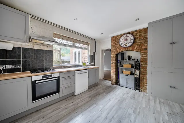 Springfield Avenue, London, N10, photo 2