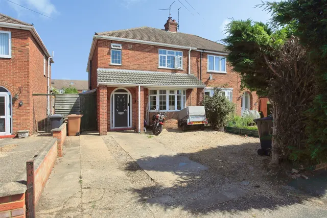 Southfields Avenue, Peterborough, PE2, photo 1