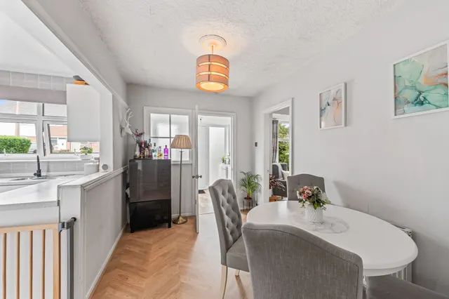 Thirlmere Close, Frodsham, photo 3
