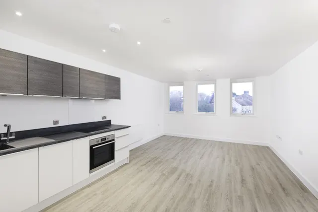 Clifton House, Broadway, PE1, photo 2
