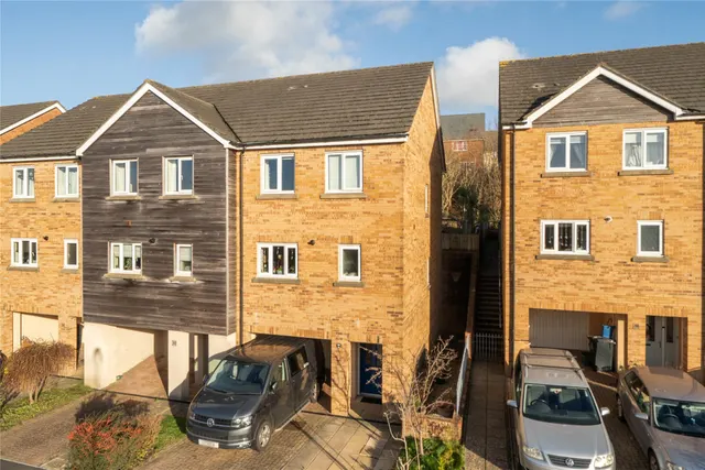 Frobisher Road, Newton Abbot, Devon, TQ12