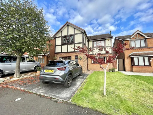 Finsbury Park, Widnes, WA8, photo 1