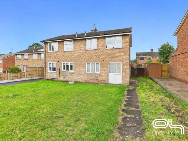 Crab Lane, Cannock, WS11, photo 3