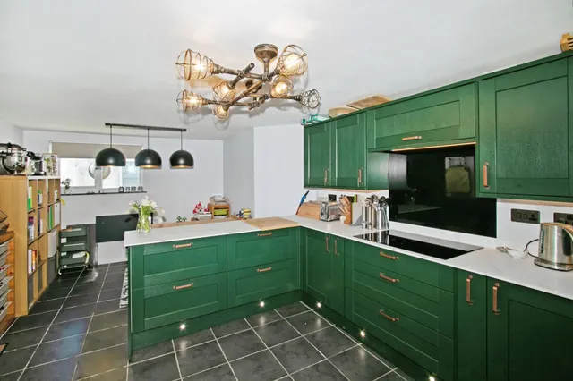 Church Road, Penryn, TR10, photo 3