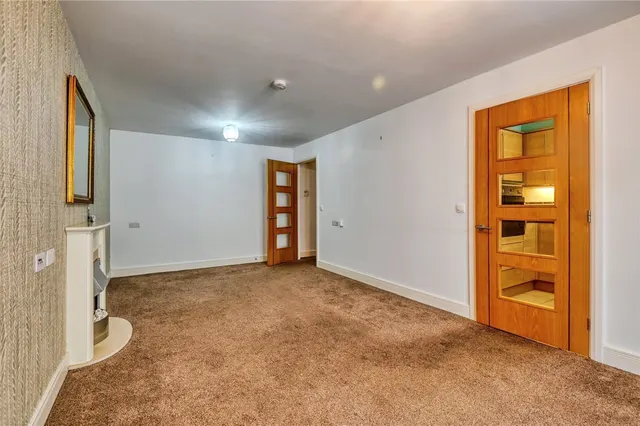 Chester Road, Castle Bromwich, B36, photo 3