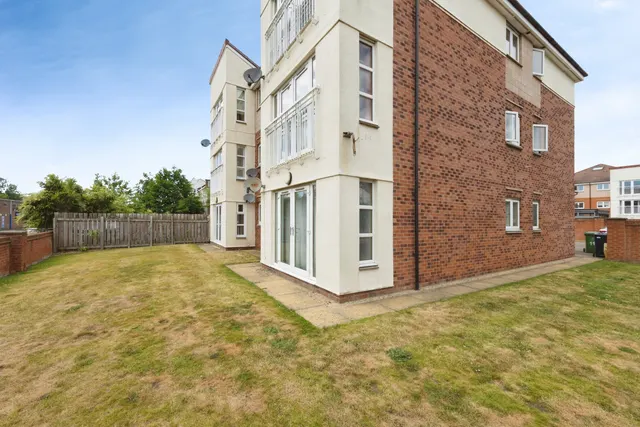 Bittern Close, Gateshead, NE11, photo 1
