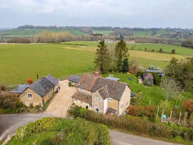 Norley Lane, Studley, SN11, photo 1