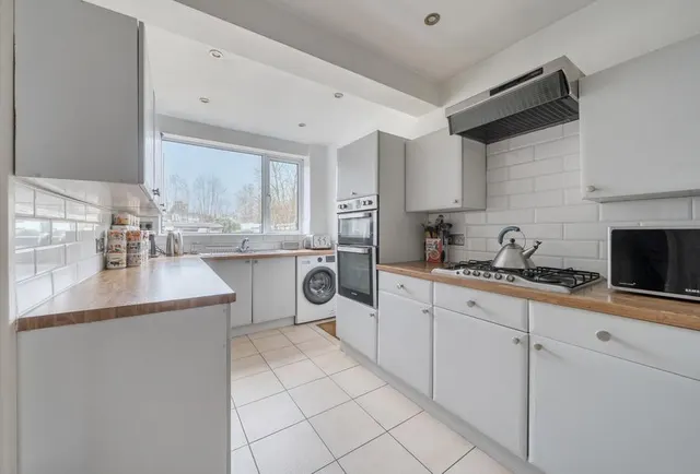 Watermore Close, Frampton Cotterell, BS36, photo 1