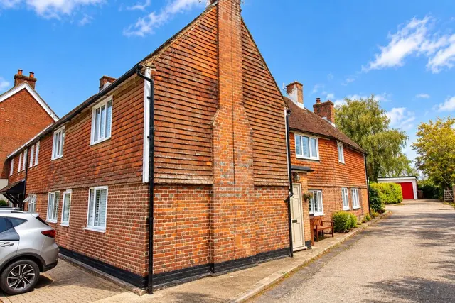 Hale Street, Tonbridge, photo 1