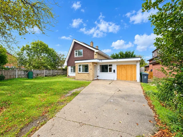 4 bedroom house, Station Road South, Belton