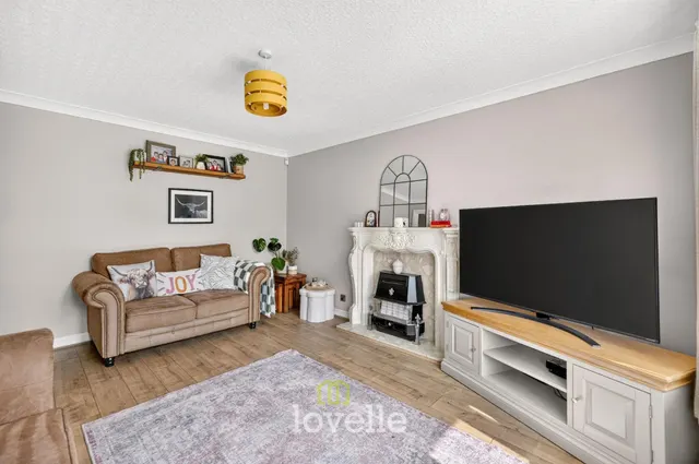 St. Nicholas Drive, Grimsby, DN37, photo 3