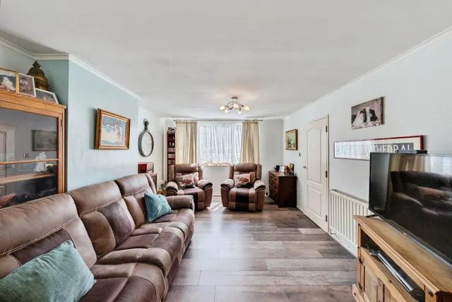 Hurstleigh Gardens, Ilford, IG5, photo 1