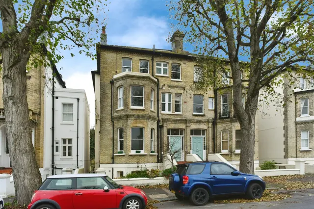 Wilbury Road, Hove, photo 1