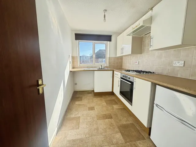 West Parade, Warminster, BA12, photo 3