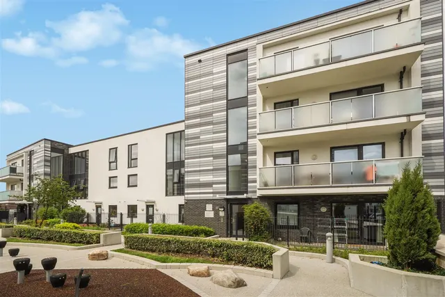 Williams Way, Wembley, HA0, photo 1
