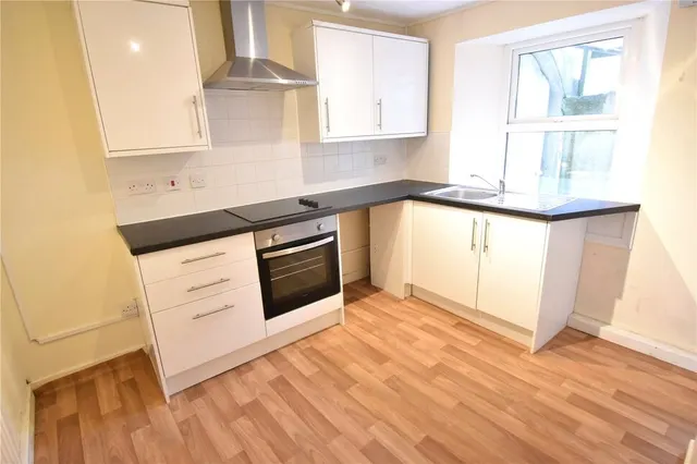 Photo 3 — Eton Terrace, Plymouth, Devon, PL1
