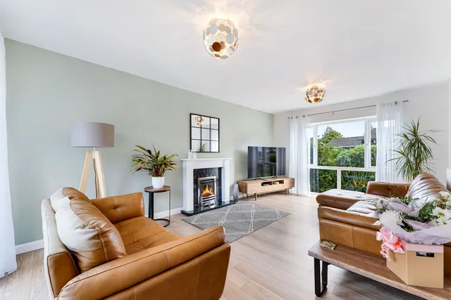 Photo 2 — Whitley Close, Runcorn, Runcorn, WA7 4SJ