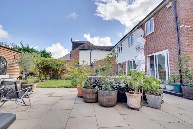 Elmbridge, Harlow, CM17, photo 2