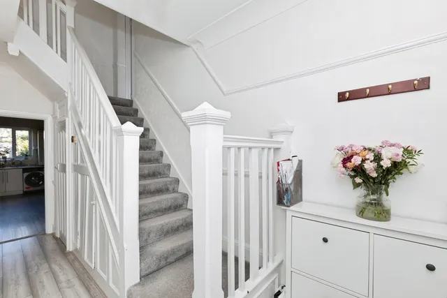 Hastings Avenue, Ilford, IG6, photo 2